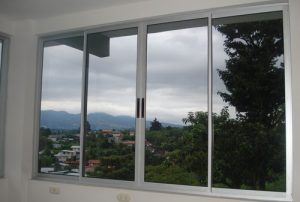 divisiones de baño en acrilico Bogota